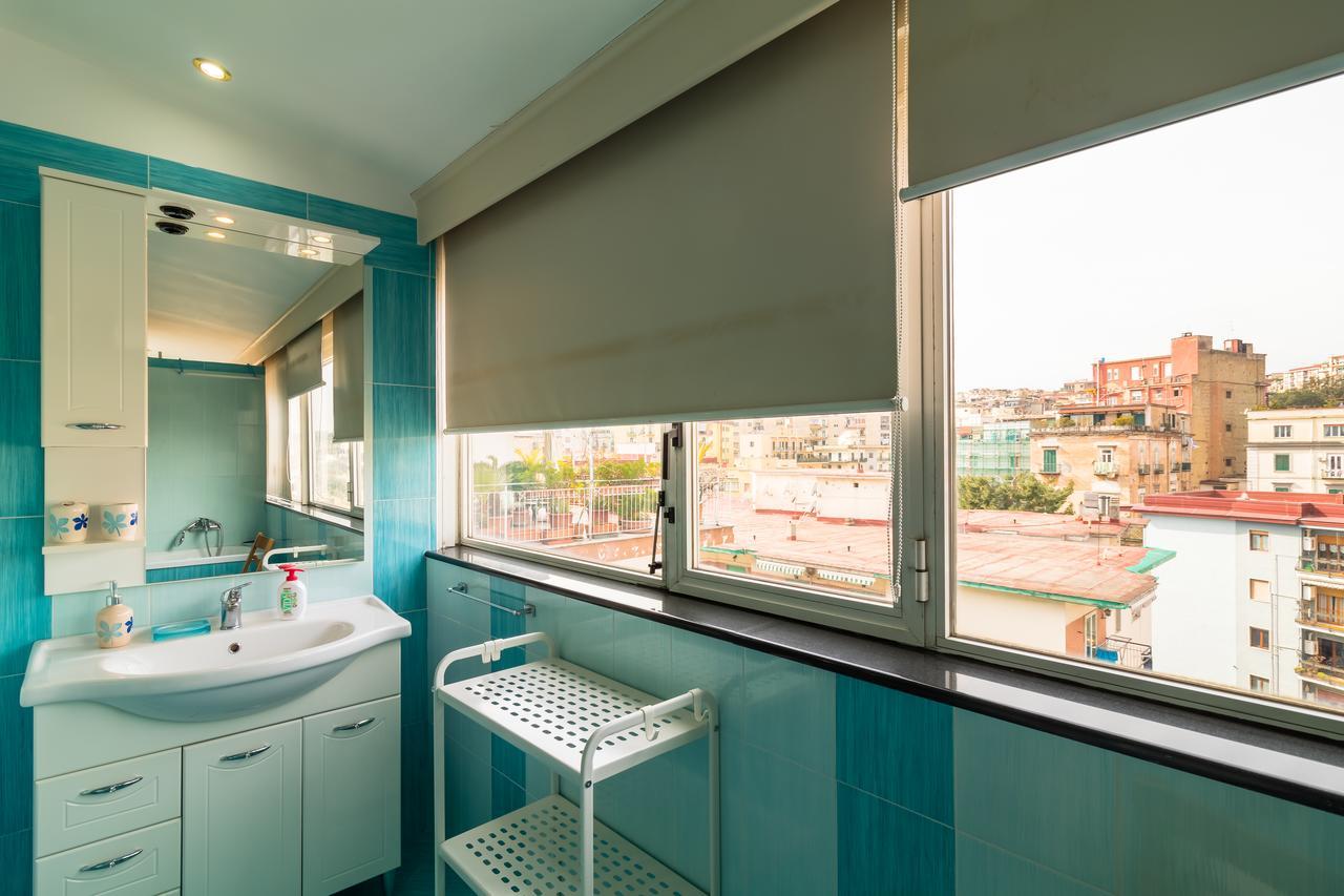 B. Caracciolo Ii - Bh 91 Apartment Naples